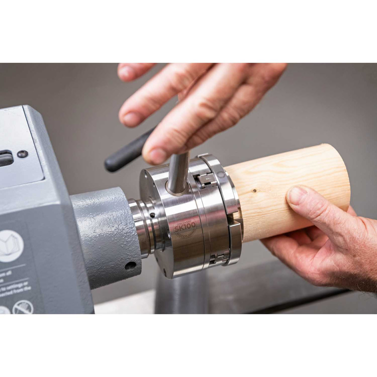 Axminster Woodturning, Discovery SK100 Chuck Body Only with M33 x 3.5mm Backplate (No Jaws)