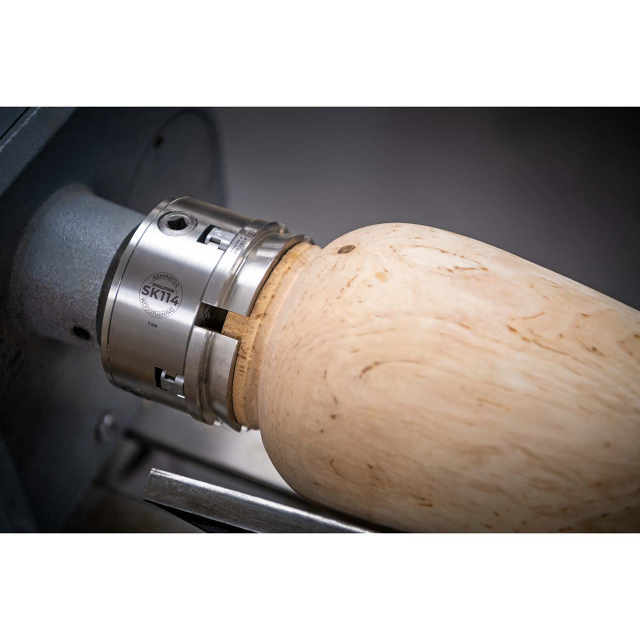 Axminster Woodturning, Evolution SK114 SE Chuck Body with 1 1/4" x 8 TPI Direct Thread (No Jaws)