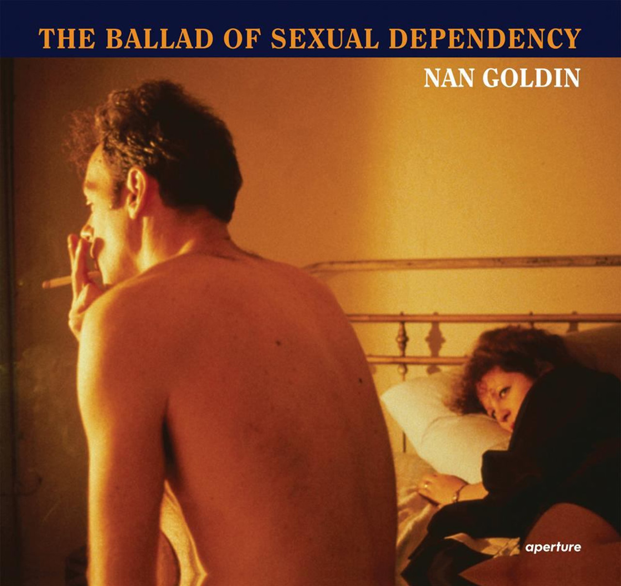 アート・デザイン・音楽 Nan Goldin Ballad Of Sexual Dependency First published in 1986, Nan Goldin's The Ballad of Sexual