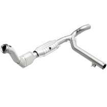 Magnaflow 447112 - Conv DF 99-00 Ford Exped 4.6L