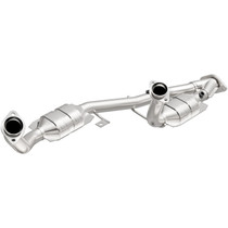 Magnaflow 4451381 - 1995-1996 Ford Windstar California Grade CARB Compliant Direct-Fit Catalytic Converter