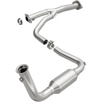 Magnaflow 5451582 - 2004 Jeep Liberty California Grade CARB Compliant Direct-Fit Catalytic Converter