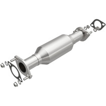 Magnaflow 5561407 - 2006 Mitsubishi Outlander California Grade CARB Compliant Direct-Fit Catalytic Converter