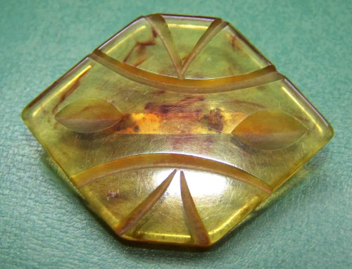 BROOCH Bakelite apple juice swirl faturan geometric Catalin VINTAGE