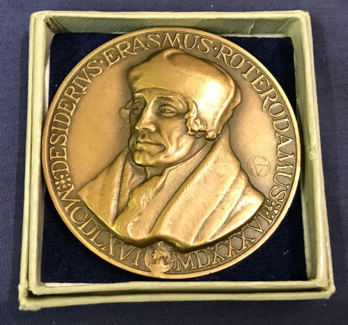 Image of a Boxed A VINTAGE BRONZE DESIDERIUS ERASMUS ROTERDODAMUS peace medal issued to WW2 vets who fought in Holland, issued in the mid 1980s.