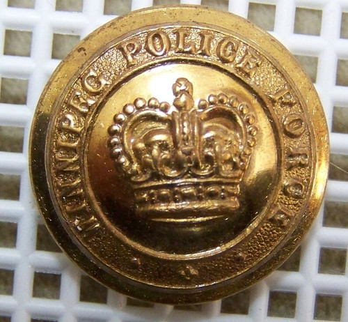 Winnipeg Police uniform Button - J R GAUNT maker - Queen's Crown