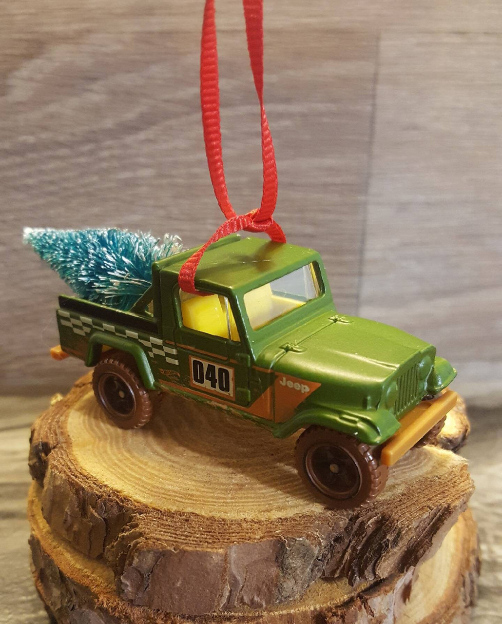 Jeep Scrambler Christmas Tree Ornament