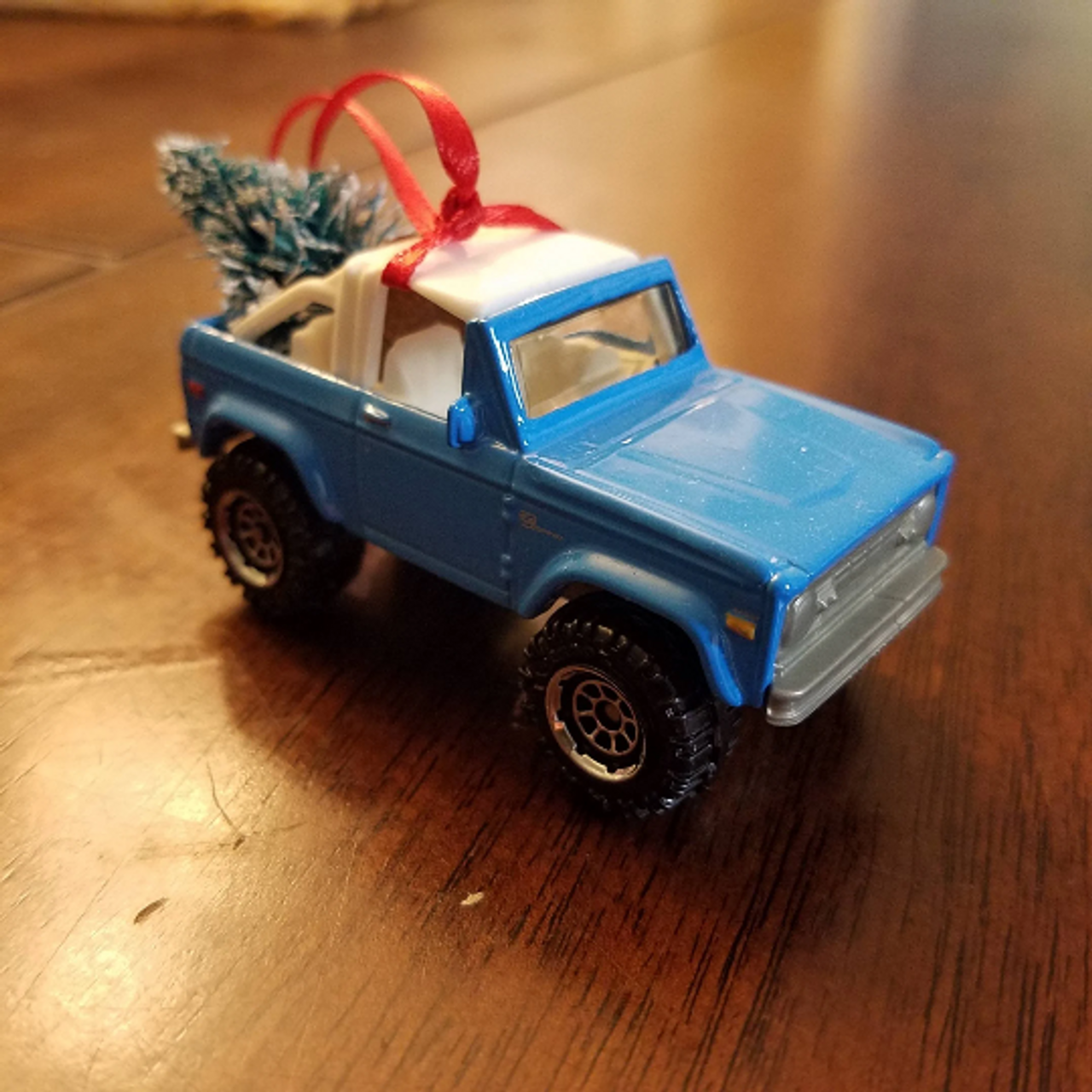 Ford Bronco with Tree Ornament-Diecast
