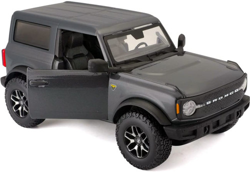 2021 Ford Bronco Badlands Gray Metallic with Black Top Special Edition 1/24 Diecast Model Car by Maisto 31530