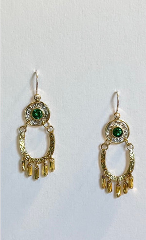 Gold earrings with chrome diopside