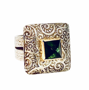 Sterling silver patterned ring with square cabochon blue-green tourmaline - 18k bezel