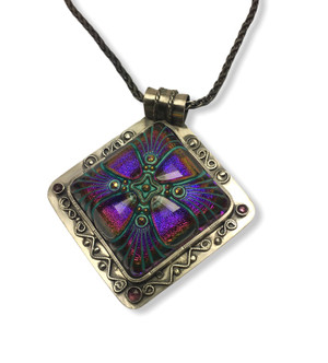 IRIDESCENT GLASS SQUARE FLOWER PENDANT SET IN STERLING SILVER WITH FILIGREE DESIGN, RHODOLITE GARNETS, 3MM SILVER WHEAT CHAIN-18"