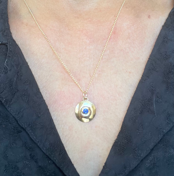 14K gold and sapphire necklace