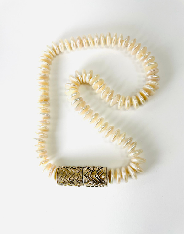 Coin pearl necklace with handmade clasp