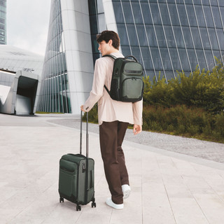 Samsonite Pro-DLX 6 TRV Suitcase