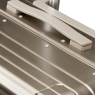 
                  American Tourister Soundbox Alu
              