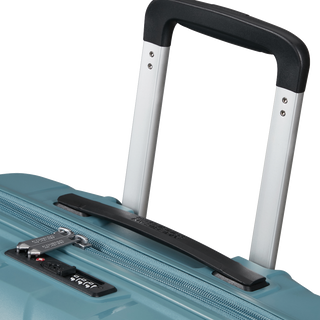 
                  Samsonite Flytwist 67cm Medium Suitcase
              