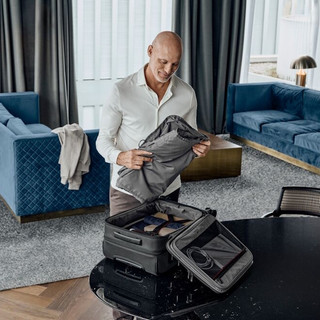 Victorinox Werks Traveler 7.0 Weekender Duffle