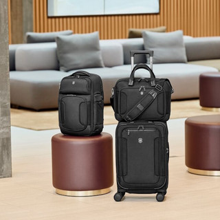 Victorinox Werks Traveler 7.0 Weekender Duffle