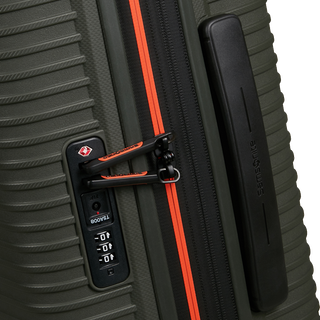 
                  Samsonite Prodiver HS 69cm Expandable Suitcase
              