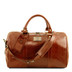 tl141250-1250_1_3 - https://www.luggagesuperstore.co.uk/media/catalog/product/t/l/tl141250-3.jpg | Tuscany Leather TL Voyager Duffle Bag with Rear Pocket Small Honey