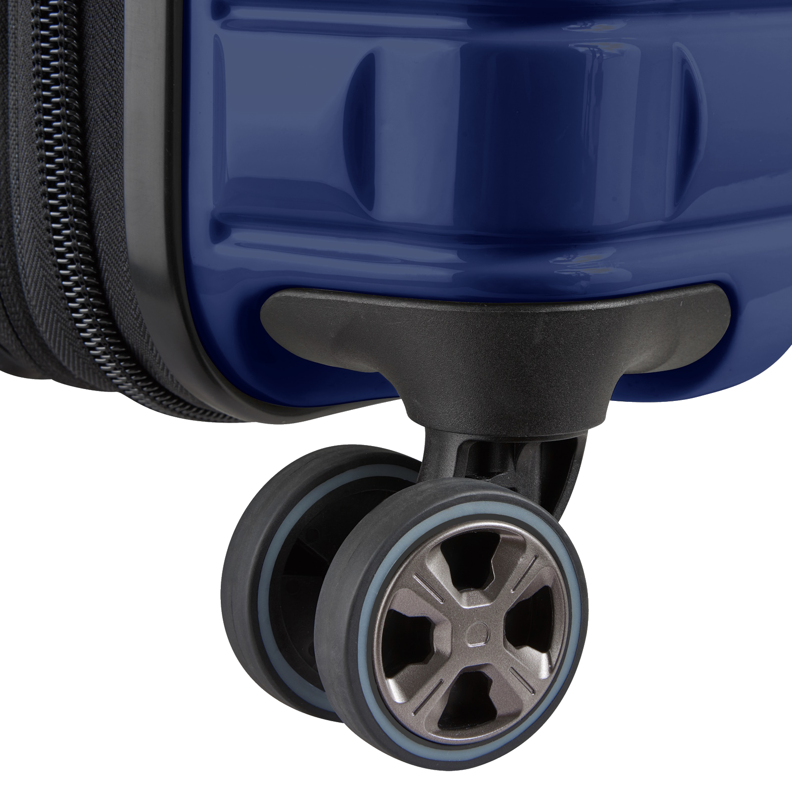 
Delsey Shadow 5.0 66cm Expandable Suitcase Deep Sea Navy