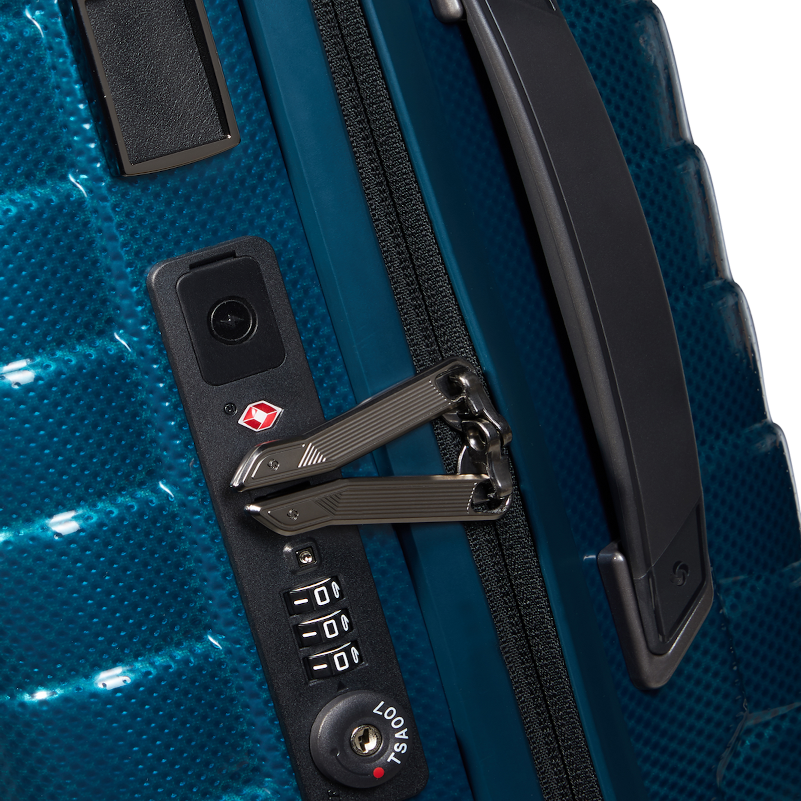 
Samsonite Proxis 4 Wheel 55cm Expandable Cabin Suitcase Petrol Blue