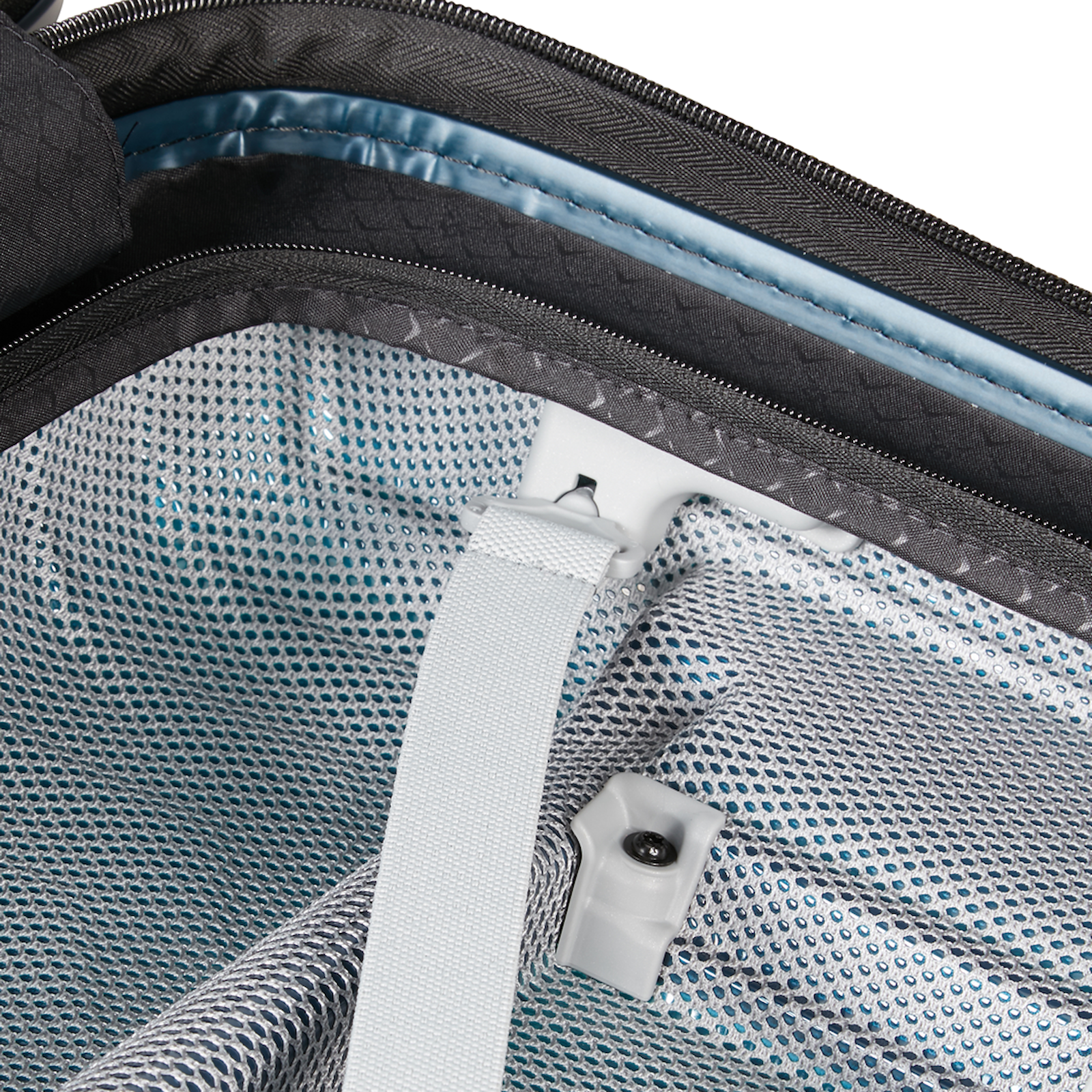 
Samsonite Proxis 4 Wheel 55cm Expandable Cabin Suitcase Petrol Blue