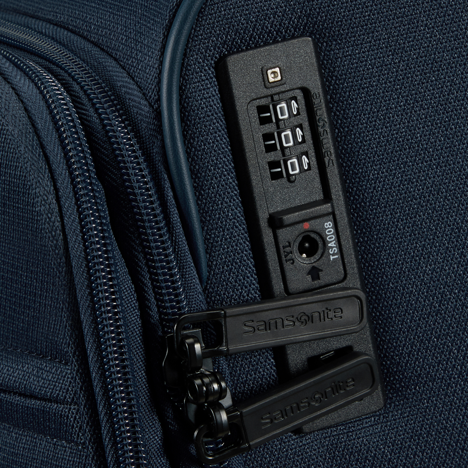 
Samsonite Vaycay 55cm Cabin Suitcase Navy Blue