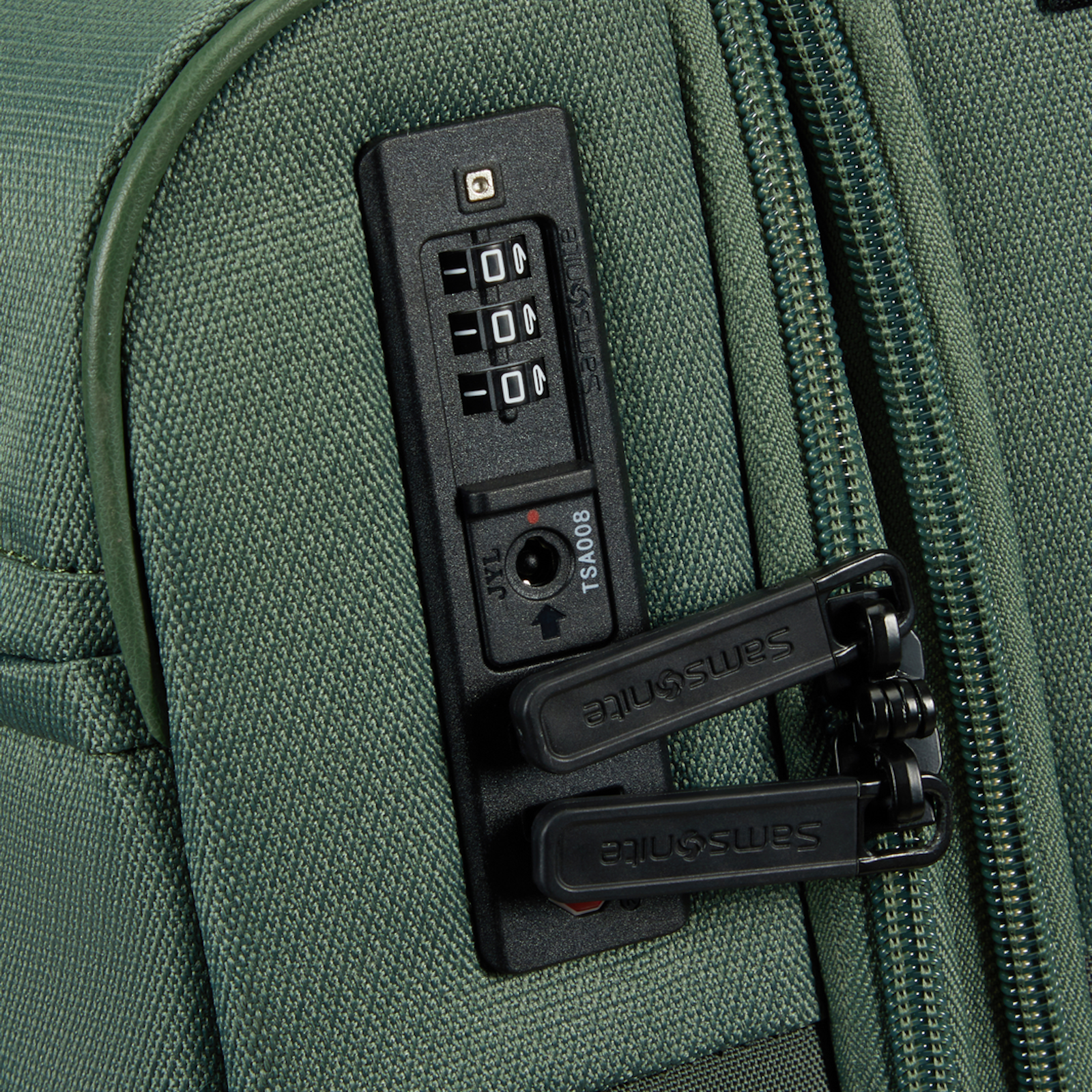 
Samsonite Vaycay DF Exp 55cm Cabin Suitcase Pistachio Green