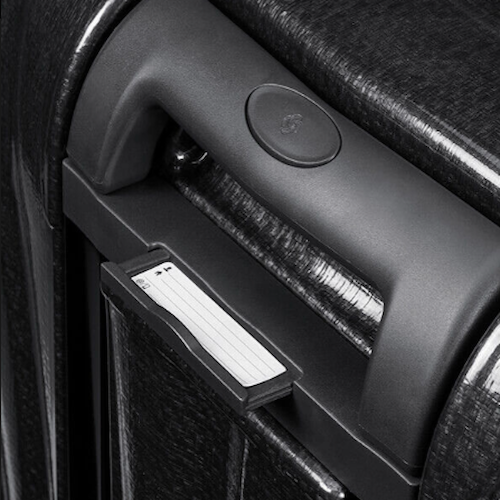 
Samsonite C-Lite 75cm 4 Wheel Suitcase Black