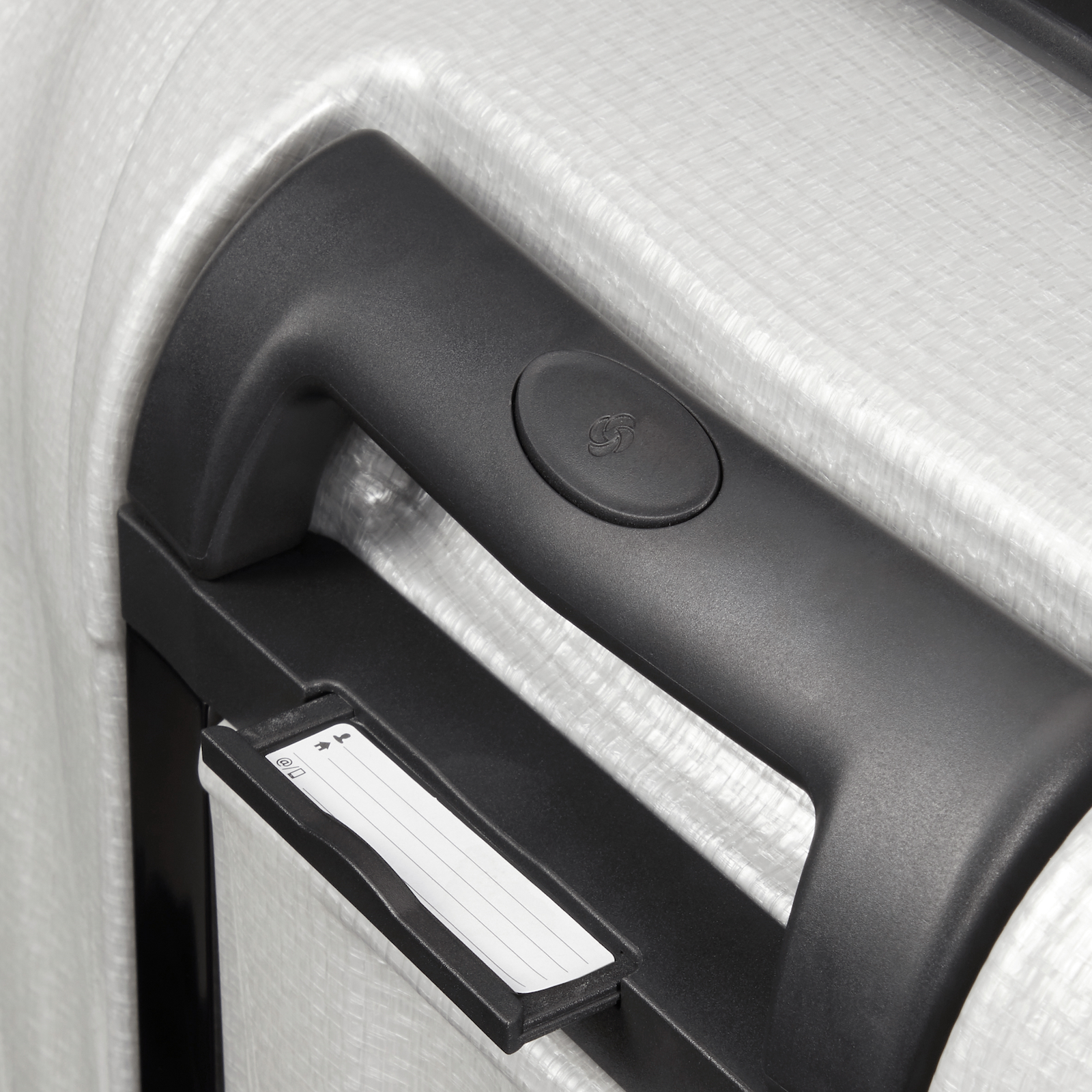 
Samsonite C-Lite 75cm 4 Wheel Suitcase Off White