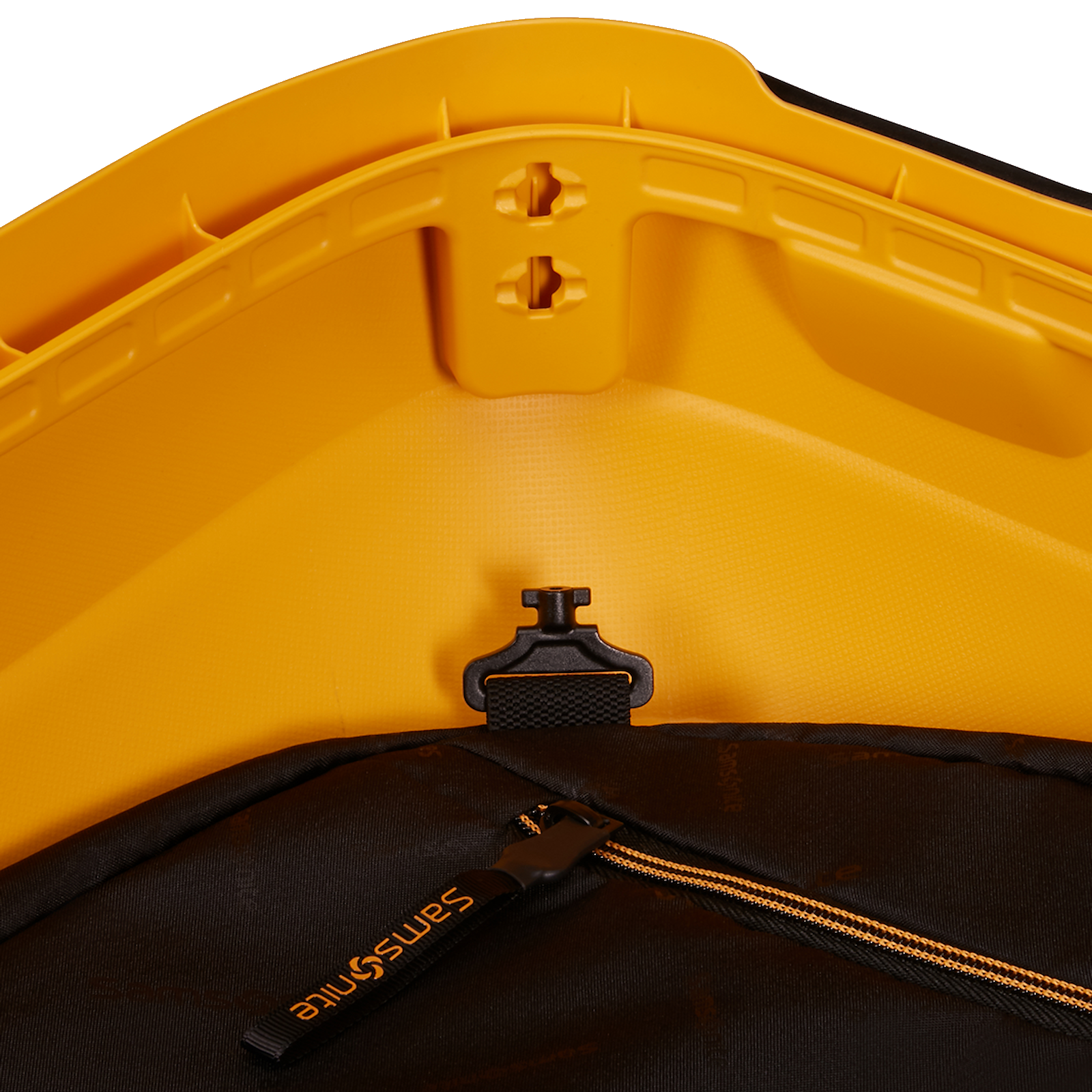 
Samsonite Essens 4 Wheel 69cm Medium Suitcase Radiant Yellow