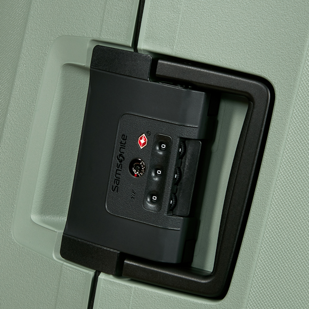 
Samsonite Essens 4 Wheel 69cm Medium Suitcase Sage