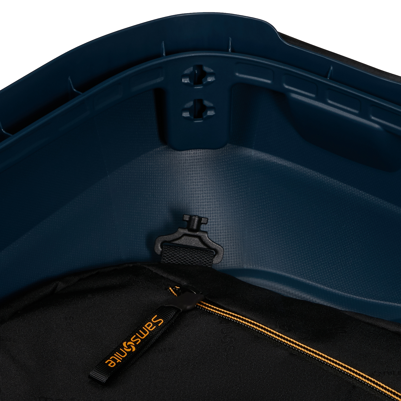 
Samsonite Essens 4 Wheel 75cm Large Suitcase Midnight Blue