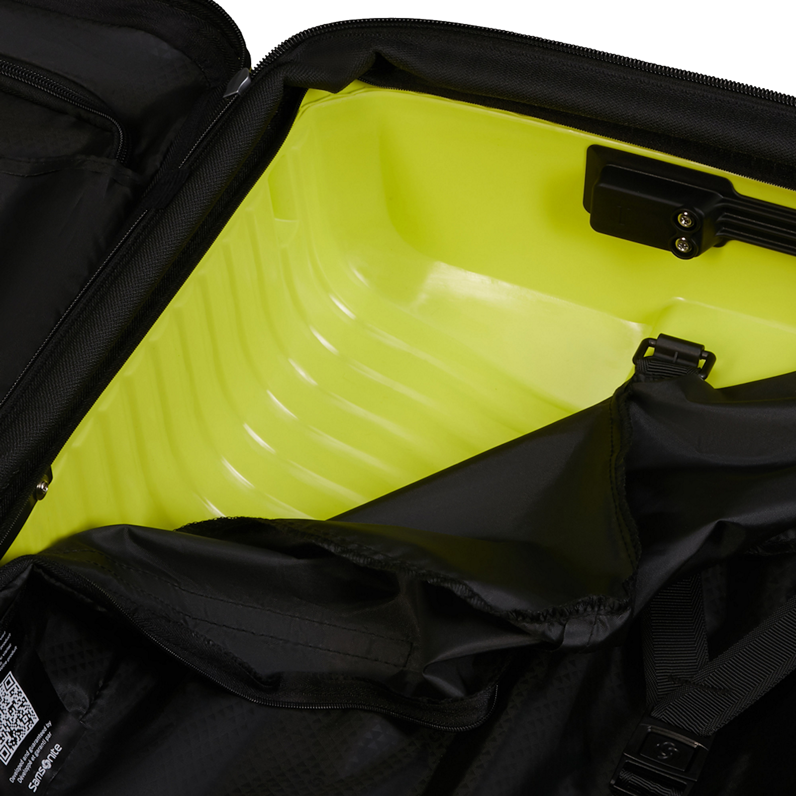 
Samsonite Upscape Expandable 68cm Medium Suitcase Lime