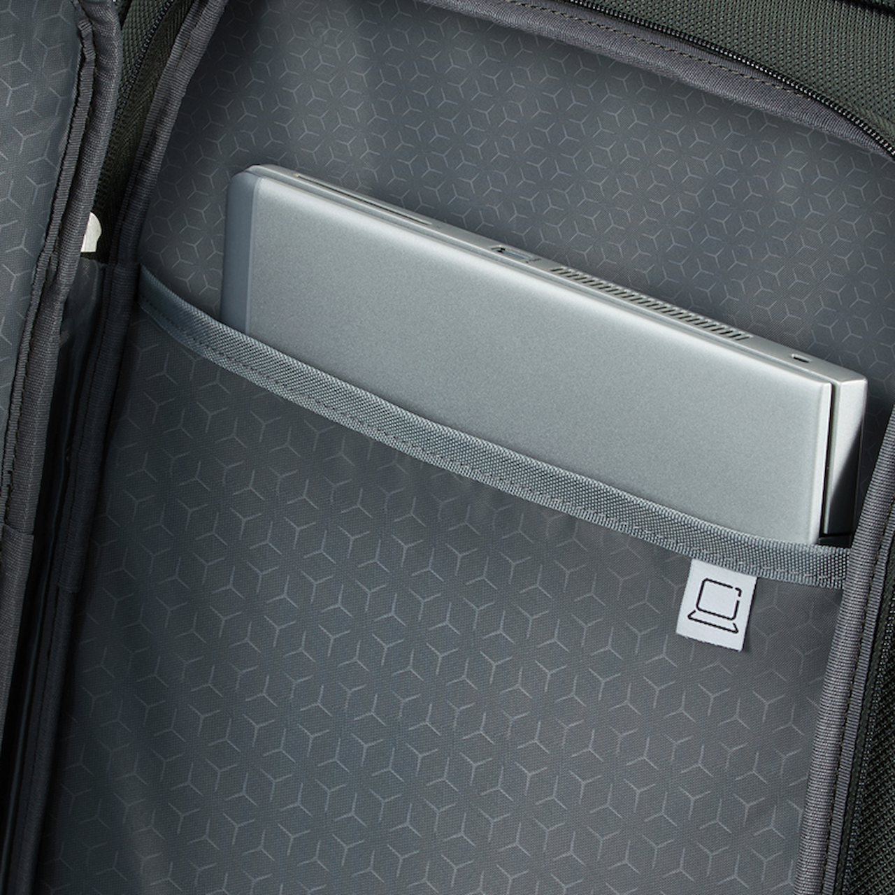
Samsonite Respark 55cm Expandable DF Cabin Suitcase Midnight Blue