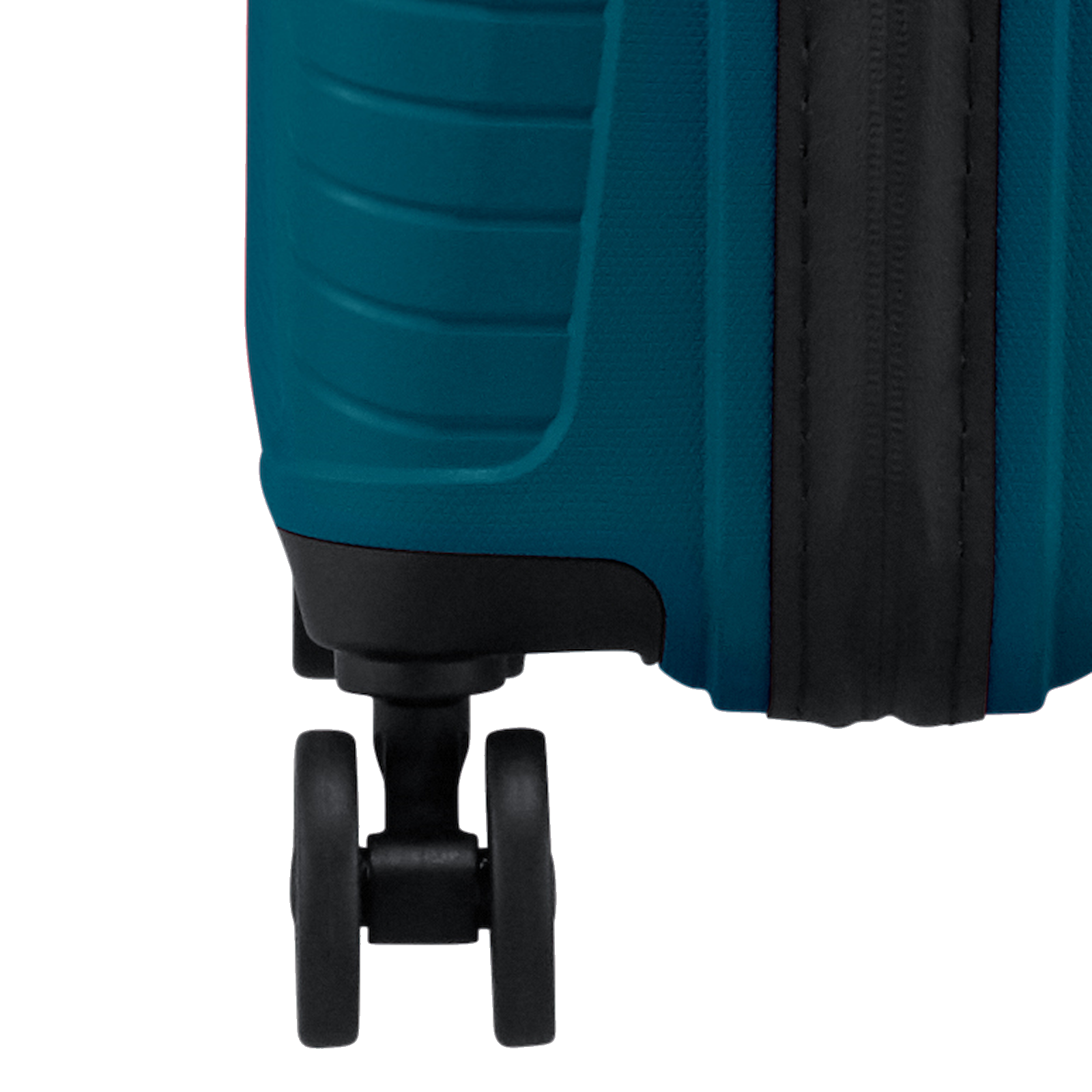 
American Tourister Airconic 67cm Suitcase Deep Ocean