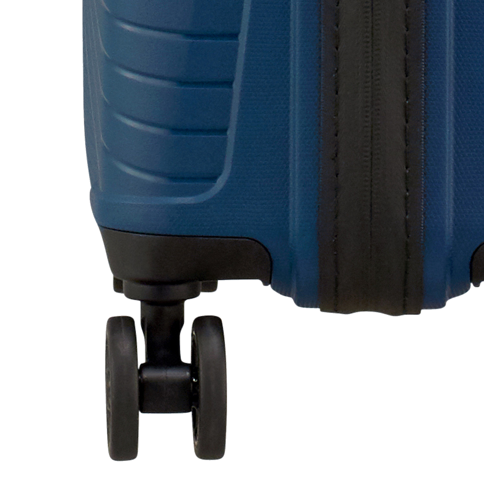 
American Tourister Airconic 67cm Suitcase Midnight Navy