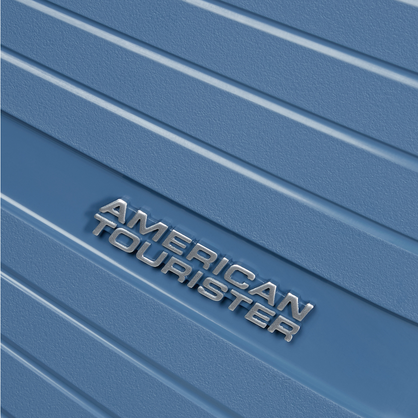 
American Tourister Airconic 67cm Suitcase Coronet Blue