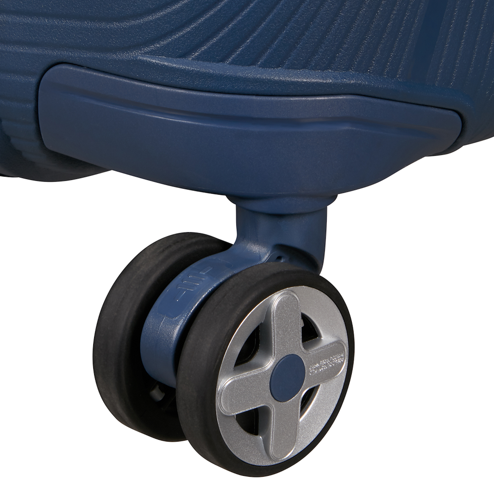 
American Tourister Starvibe 77cm Suitcase Navy