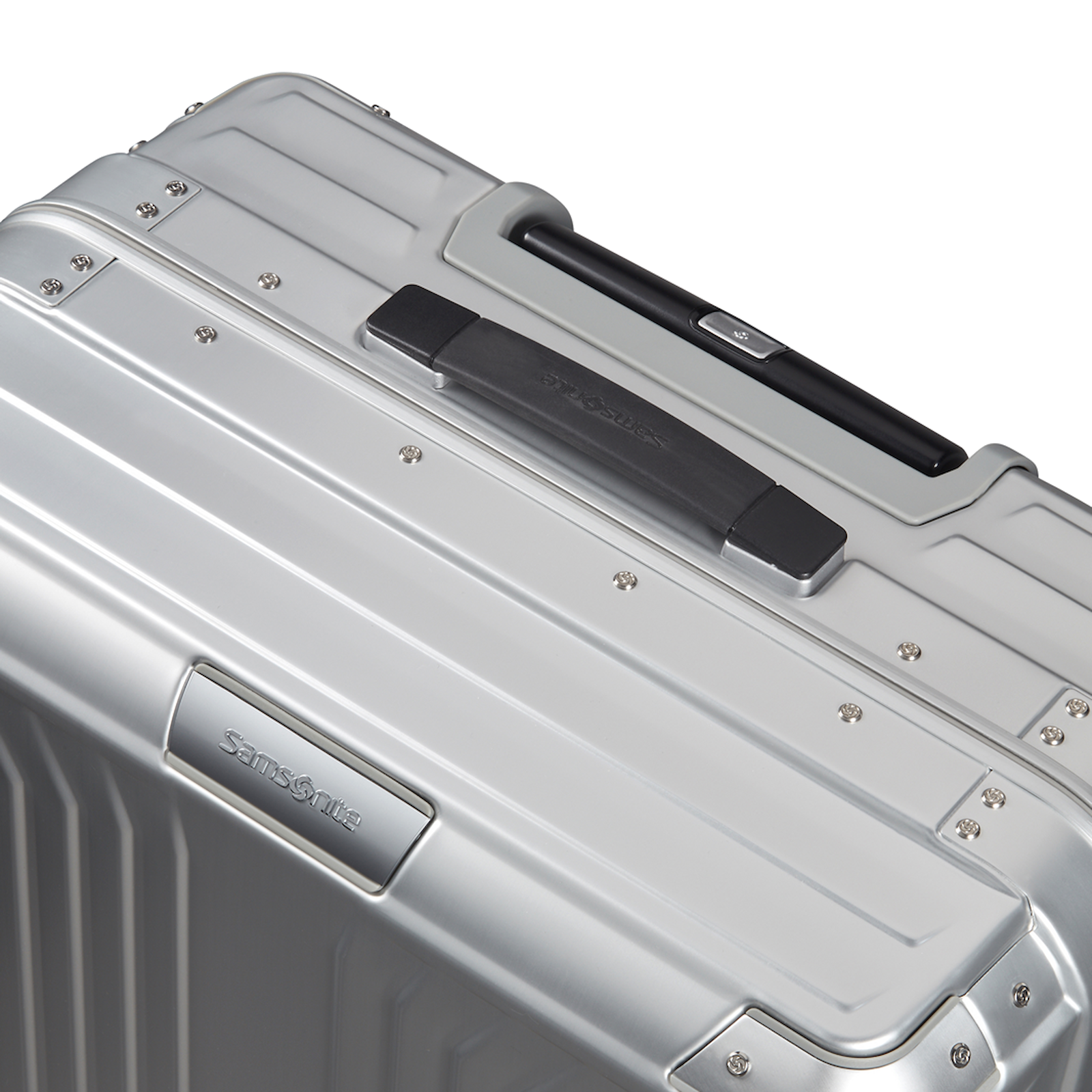 
Samsonite Lite-Box Alu 4 Wheel 69cm Medium Suitcase Aluminium