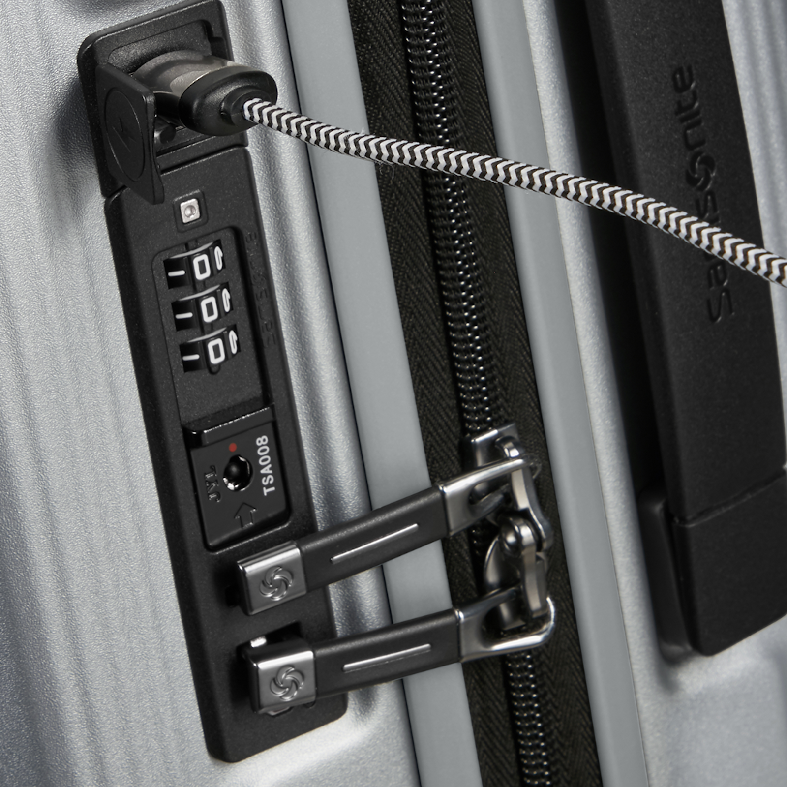 
Samsonite Nuon 55cm Expandable Cabin Suitcase Matt Silver