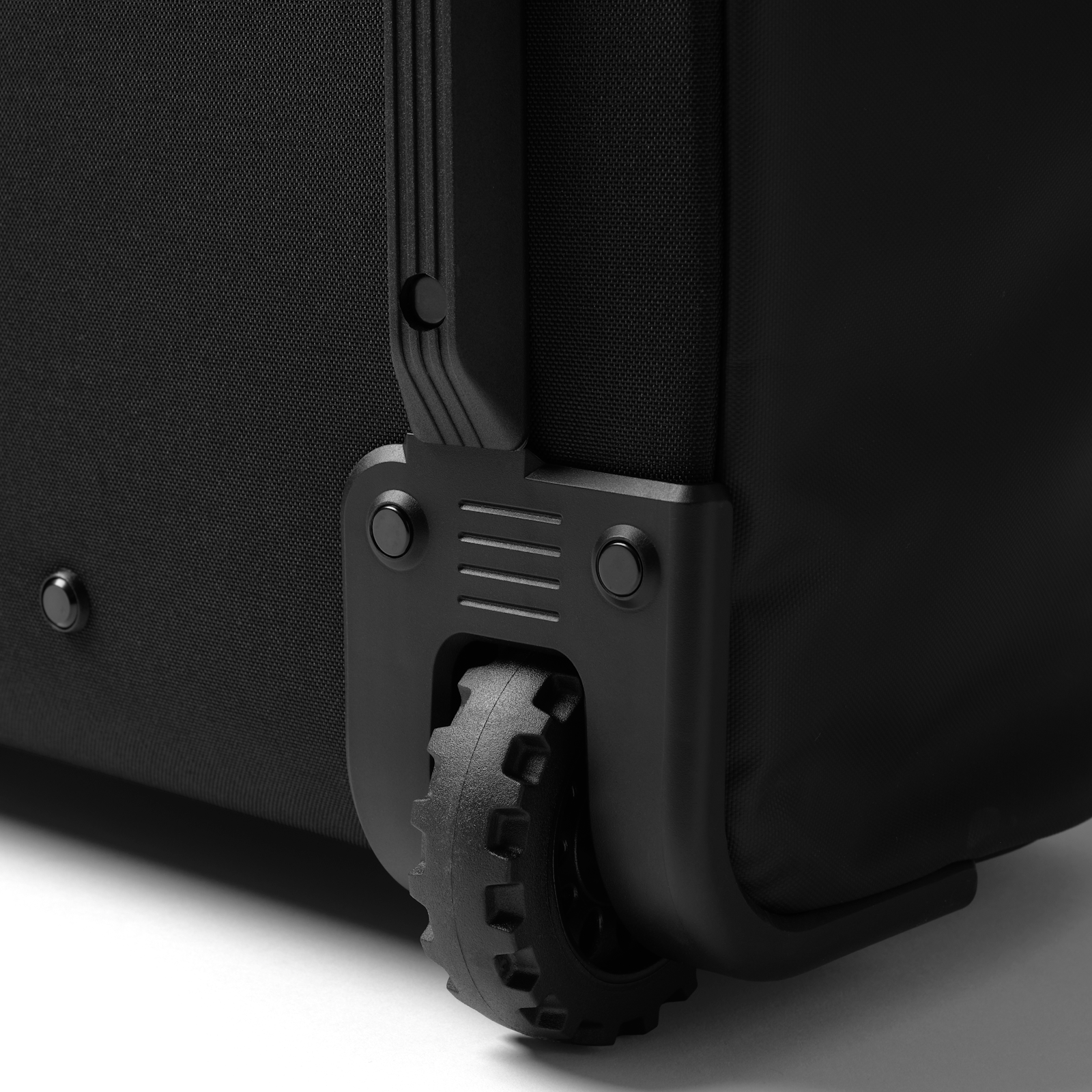 
Db Hugger 60L 79cm Roller Bag Black Out