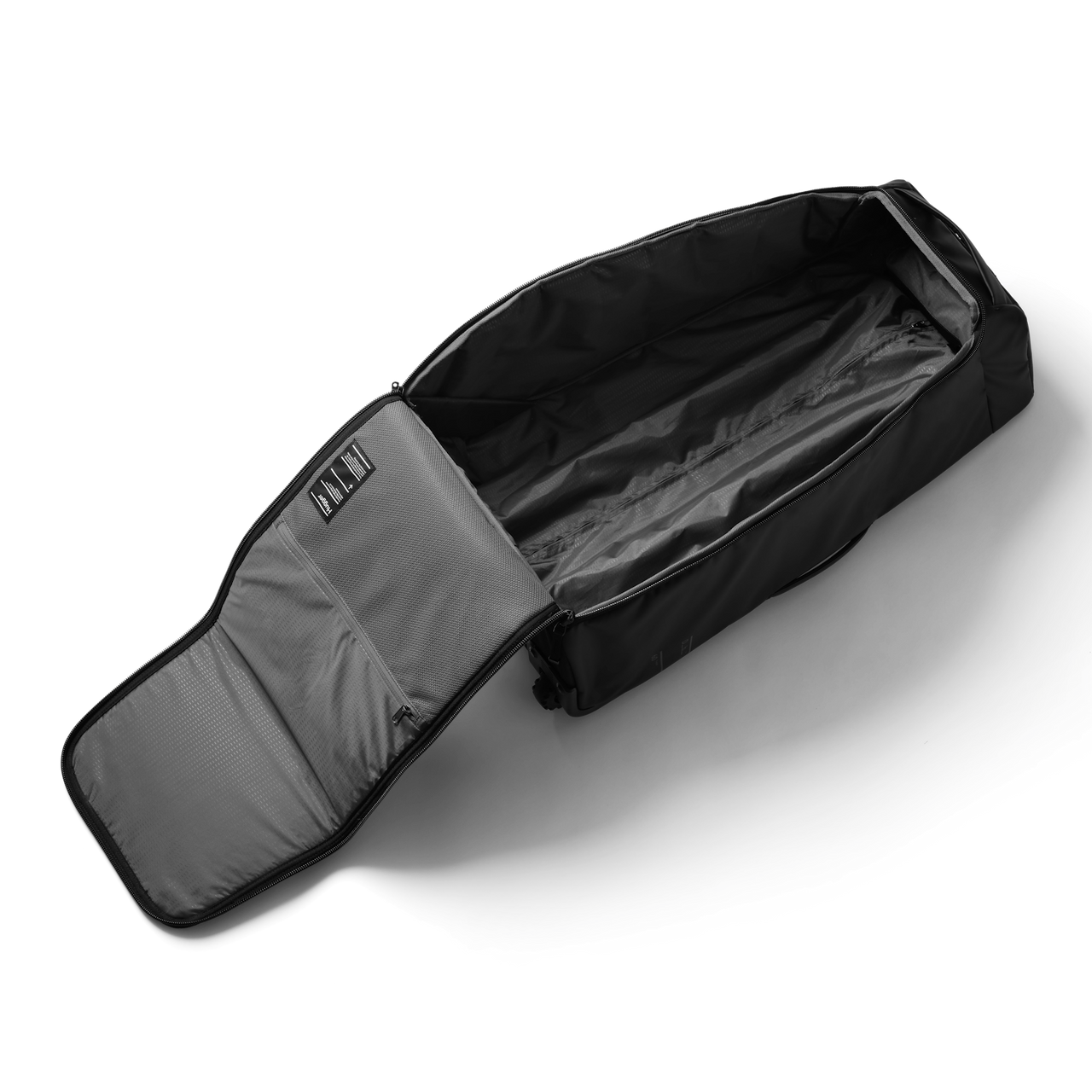 
Db Hugger 90L 85cm Roller Bag Black Out