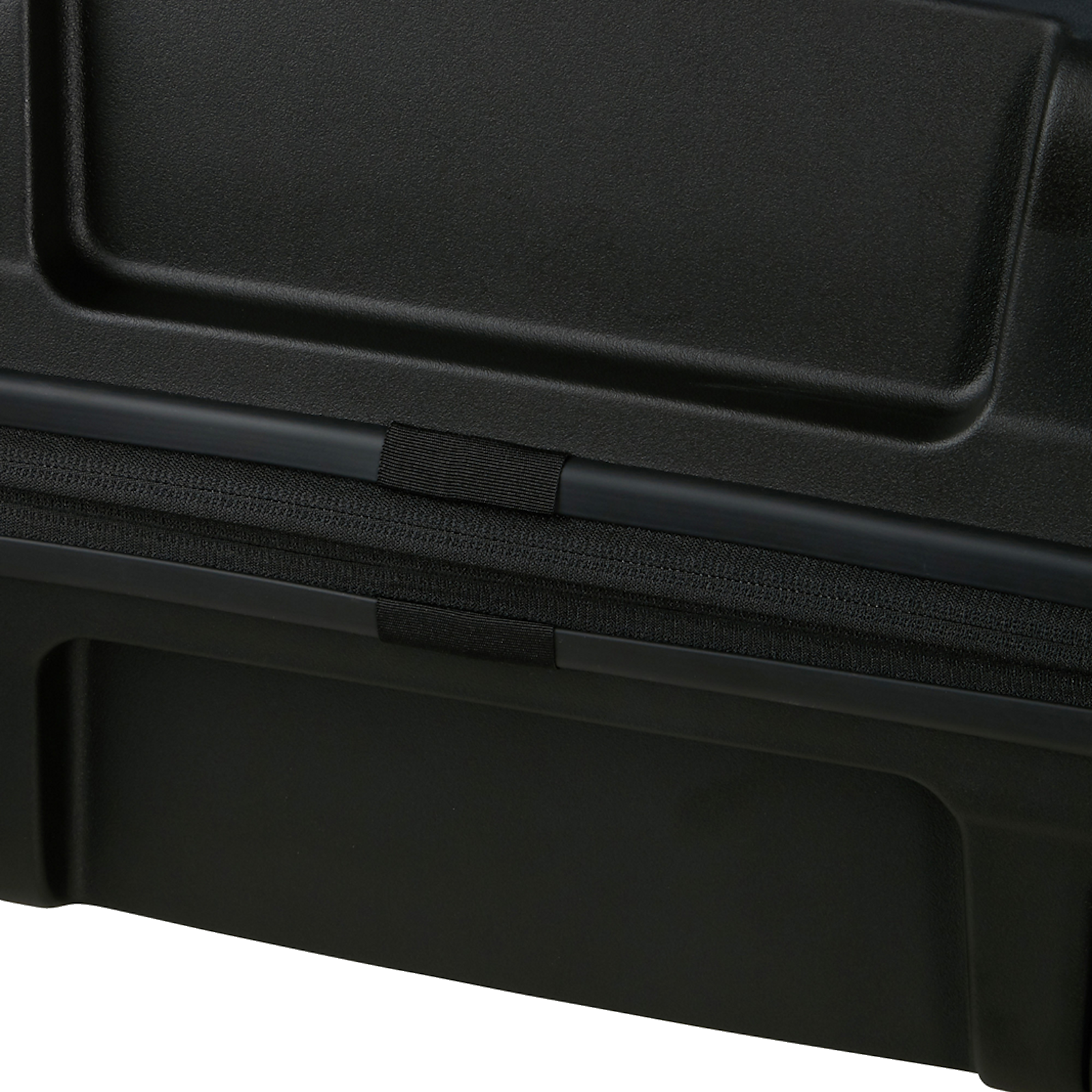 
Samsonite Restackd 75cm Expandable Large Suitcase Black