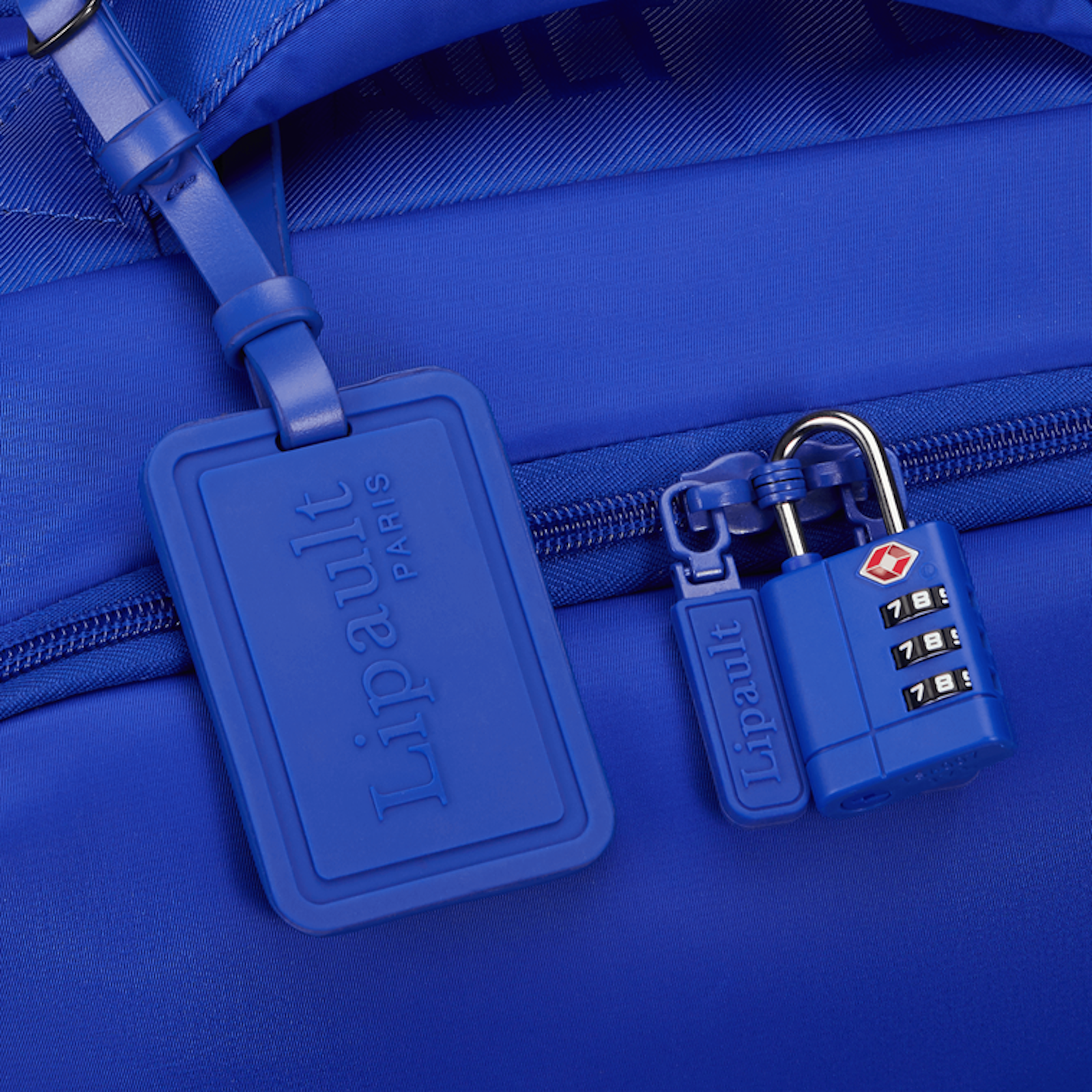 
Lipault Plume 63cm Medium Trip Suitcase Magnetic Blue