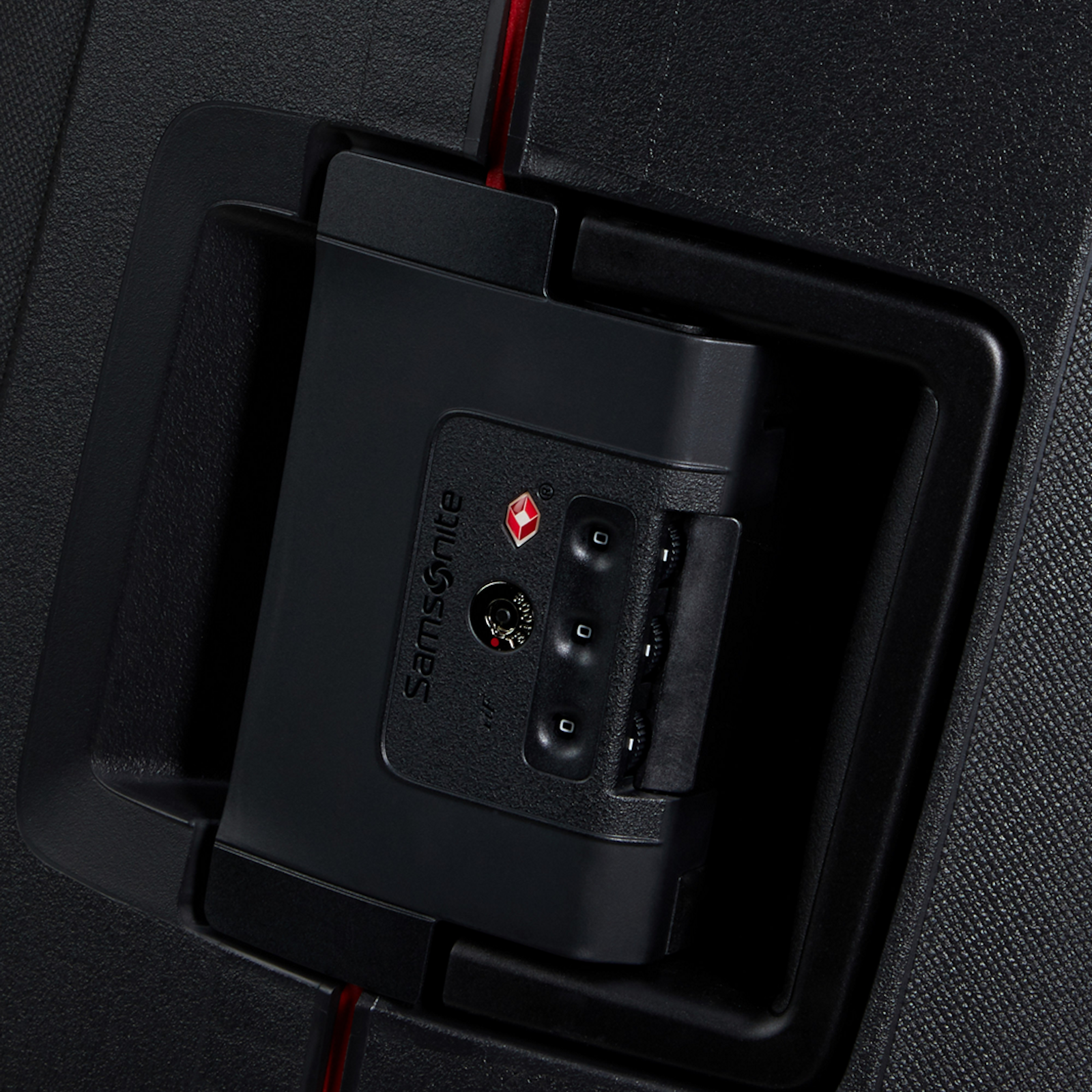 
Samsonite Essens 4 Wheel 81cm XL Suitcase Charcoal/Red