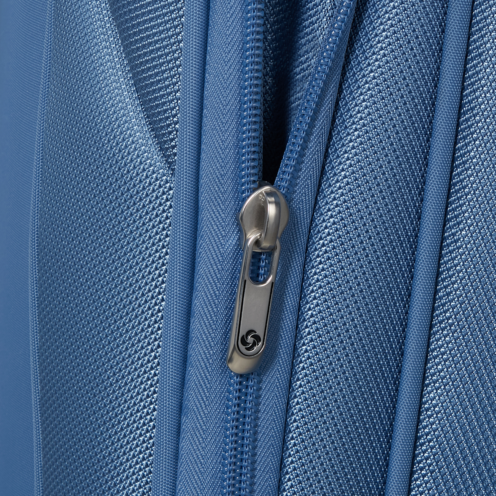
Samsonite Re-Lite 55cm Expandable Cabin Suitcase Capri Blue