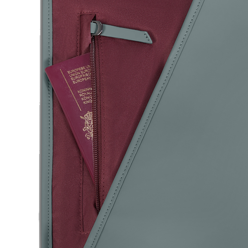 
Lipault Lost in Berlin Garment Bag Cement Storm